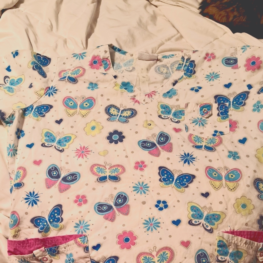 Scrub top